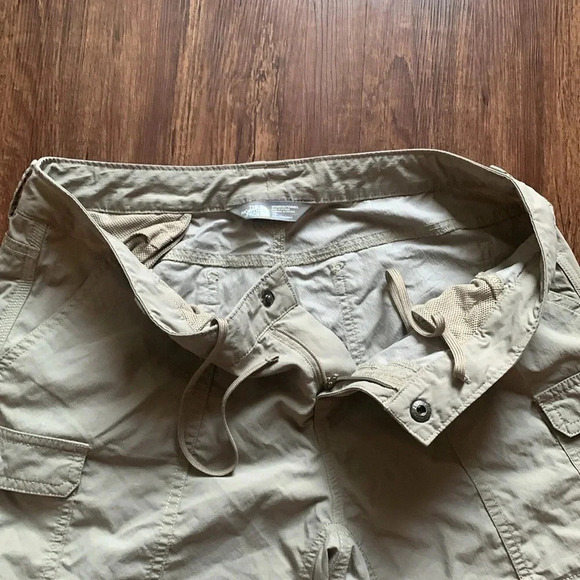 The North Face Khaki Cargo Pant Convertible to Shorts Size 10 - Picture 6 of 13